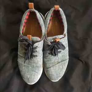 Denim and flannel lined TOMS